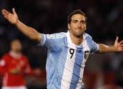 梅西官方宣布出色发挥新规，RNG引发争议！引发球迷热议